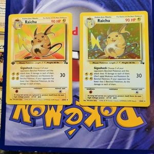 POKEMON Raichu 1st Edt. Fos.29/62 & Holo.Fos 14/62